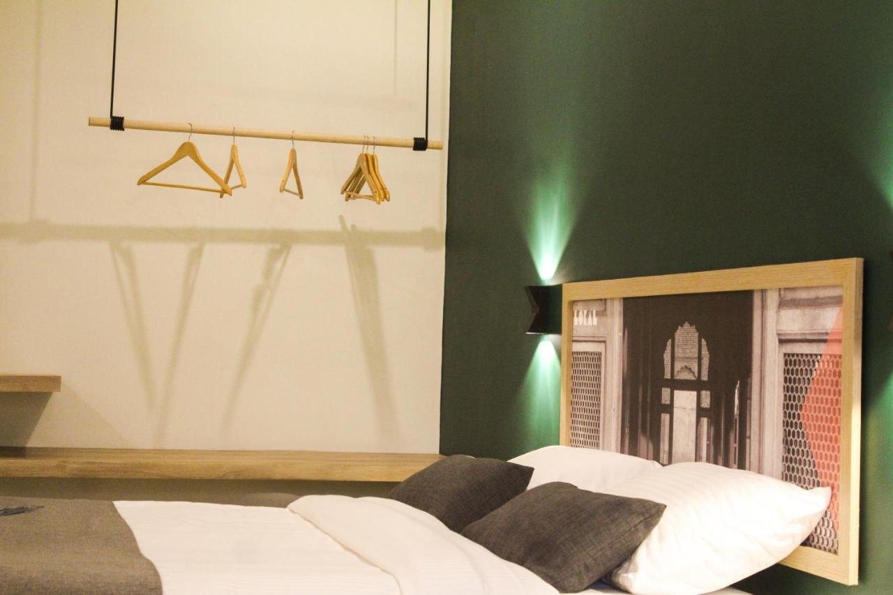 Lokal Rooms X Gulberg Lahore Exteriör bild